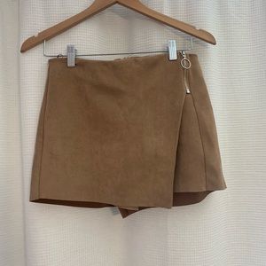 Skort